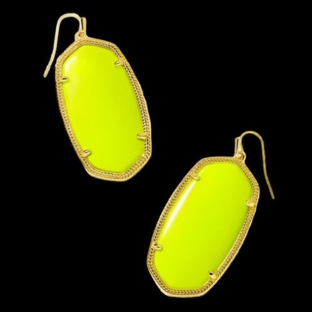 Kendra Scott Vintage Neon Yellow Danielle Statement Earrings In Gold
